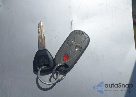 2002 Acura Rl 3.5 z USA, uszkodzony, nr VIN JH4KA96532C004377